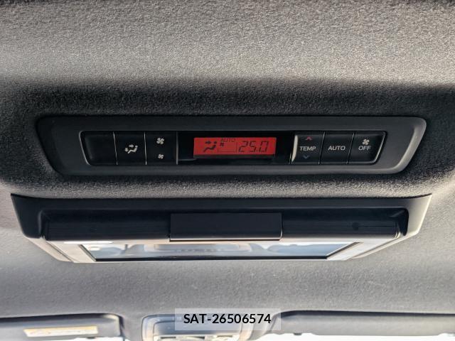 Toyota ESQUIRE 2019-06 8691315-15