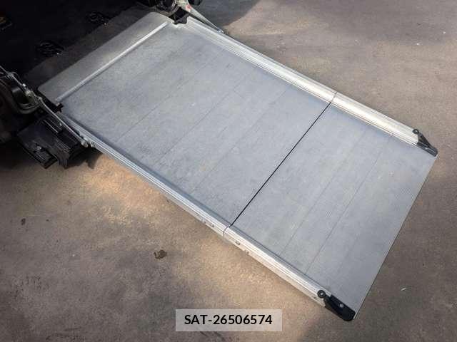 Toyota ESQUIRE 2019-06 8691315-3