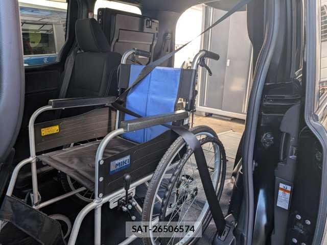 Toyota ESQUIRE 2019-06 8691315-9