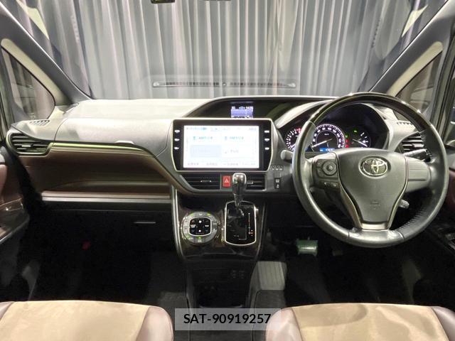 Toyota ESQUIRE 2019-08 8691686-1