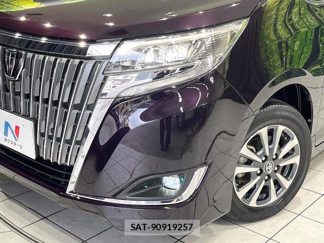Toyota ESQUIRE 2019-08 8691686-12