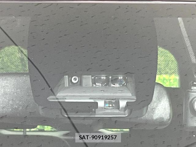 Toyota ESQUIRE 2019-08 8691686-5