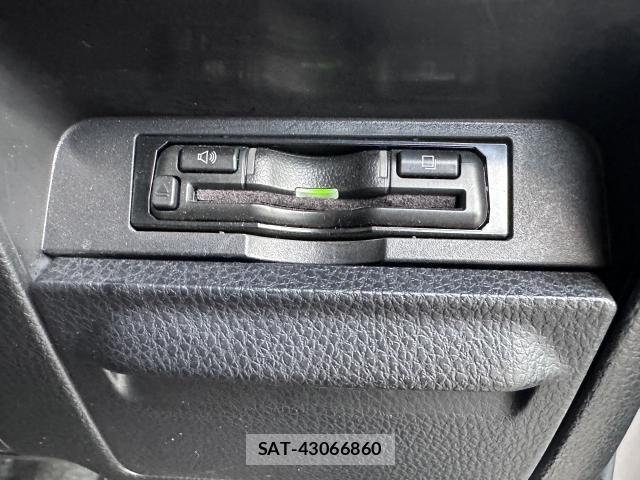 Toyota ESQUIRE 2020-05 8691907-14