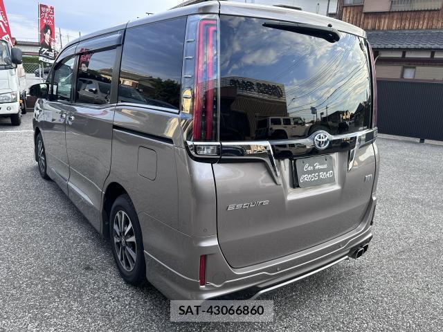 Toyota ESQUIRE 2020-05 8691907-2