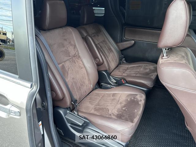Toyota ESQUIRE 2020-05 8691907-8
