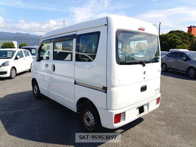 Suzuki EVERY 2020-08 8690539-4