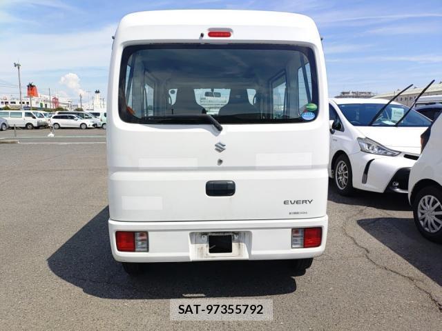 Suzuki EVERY 2020-08 8690542-3
