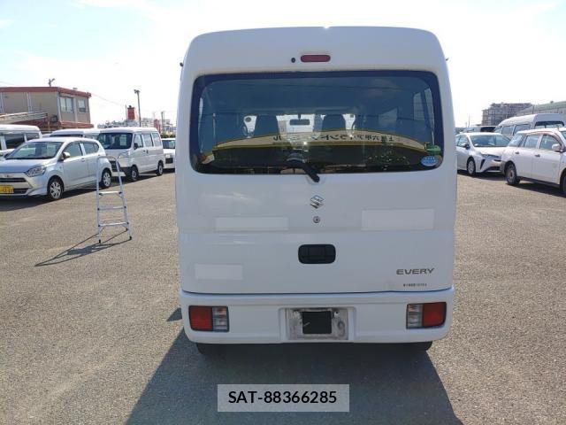 Suzuki EVERY 2020-08 8690543-3