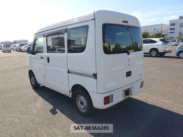 Suzuki EVERY 2020-08 8690543-4