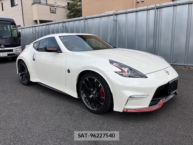 Nissan FAIRLADY Z 2016-04 8690867-0