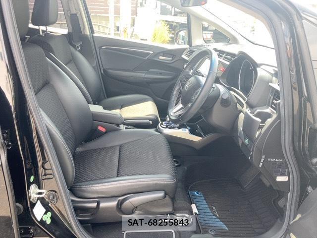 Honda FIT HYBRID 2013-12 8690534-13