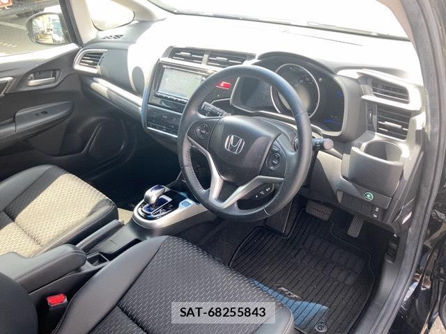 Honda FIT HYBRID 2013-12 8690534-2