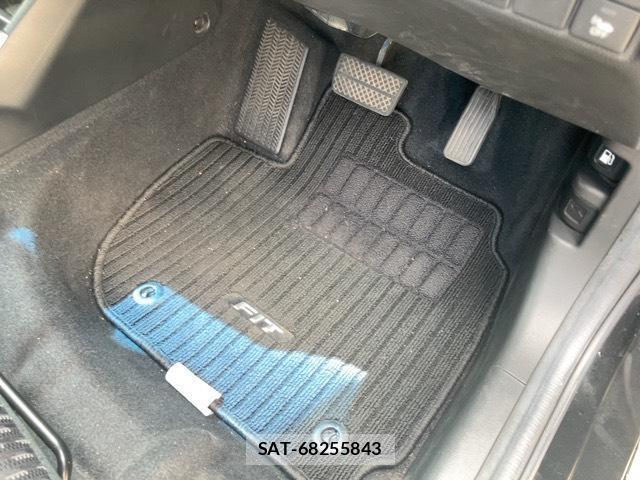 Honda FIT HYBRID 2013-12 8690534-7