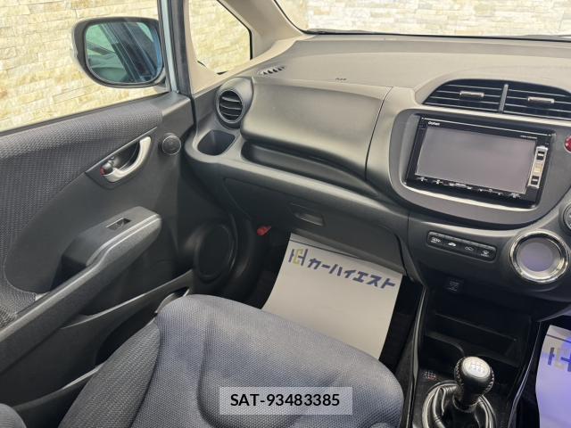 Honda FIT HYBRID 2012-08 8691592-12