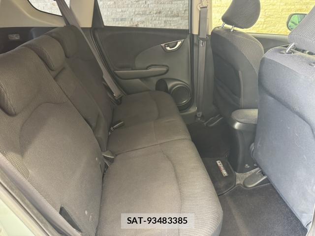 Honda FIT HYBRID 2012-08 8691592-6