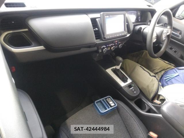Honda FIT 2023-10 8691320-2