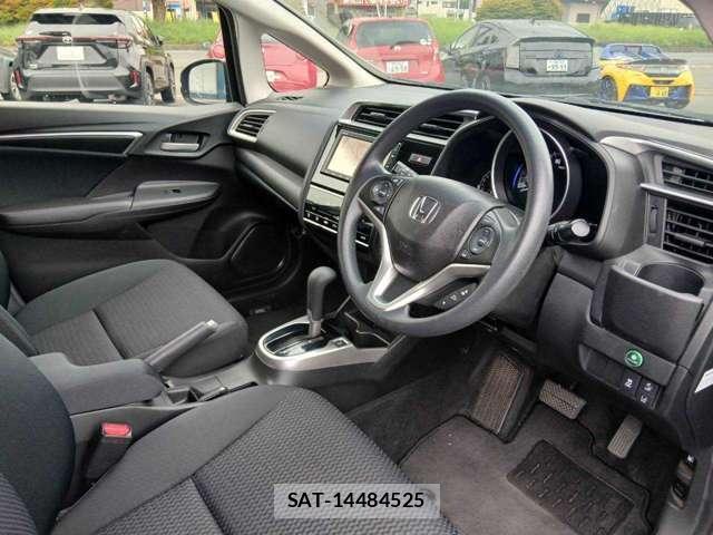 Honda FIT 2019-12 8691703-5