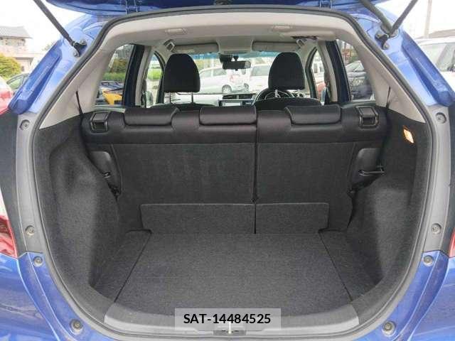 Honda FIT 2019-12 8691703-9