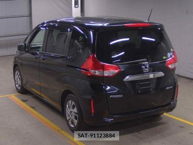 Honda FREED HYBRID 2019-12 8690949-1