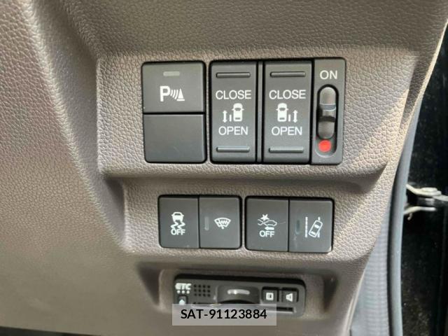 Honda FREED HYBRID 2019-12 8690949-4
