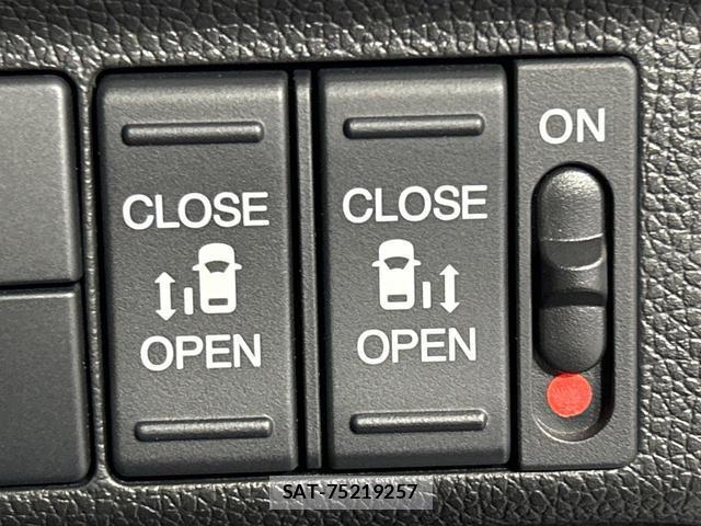 Honda FREED HYBRID 2023-10 8691602-7