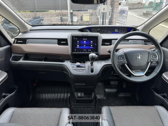 Honda FREED 2024-03 8691476-15