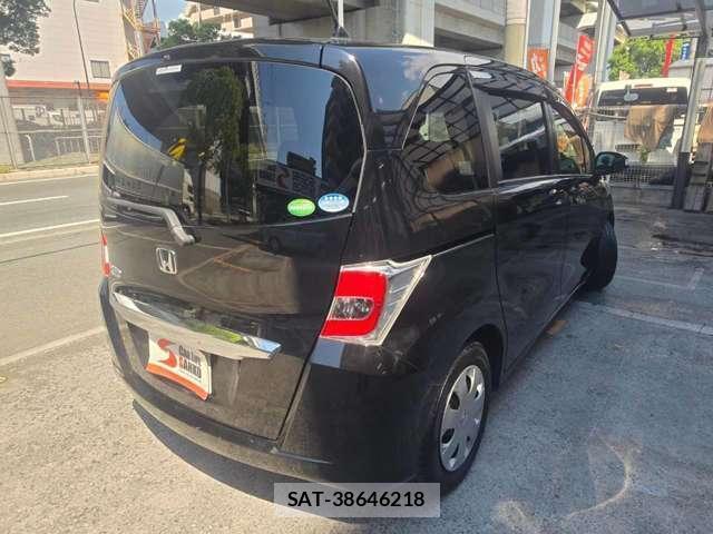 Honda FREED 2015-10 8690678-3