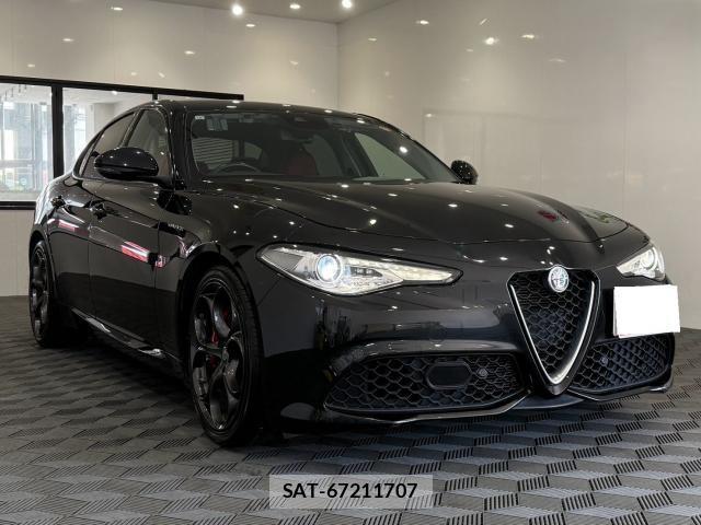 ALFA ROMEO Giulia 2021-10 8691100-1