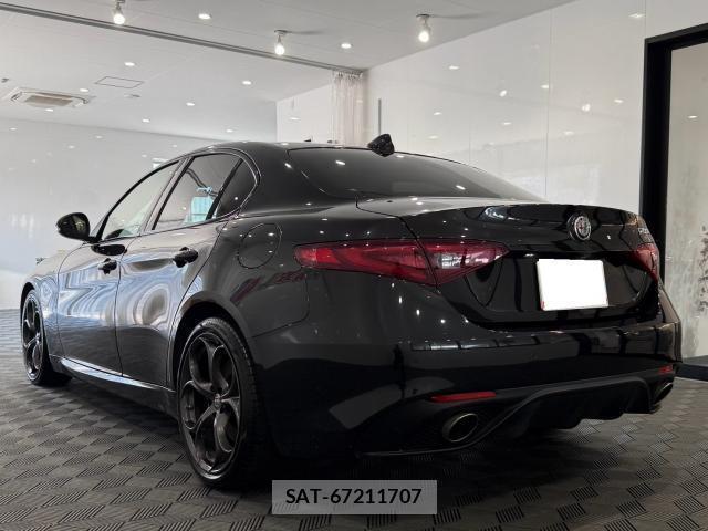 ALFA ROMEO Giulia 2021-10 8691100-15