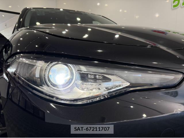 ALFA ROMEO Giulia 2021-10 8691100-18
