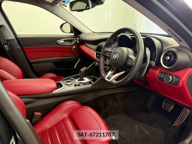 ALFA ROMEO Giulia 2021-10 8691100-3
