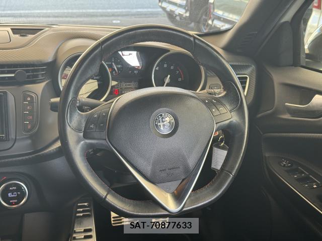 ALFA ROMEO GIULIETTA 2021-06 8690676-11