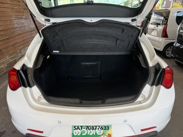 ALFA ROMEO GIULIETTA 2021-06 8690676-16