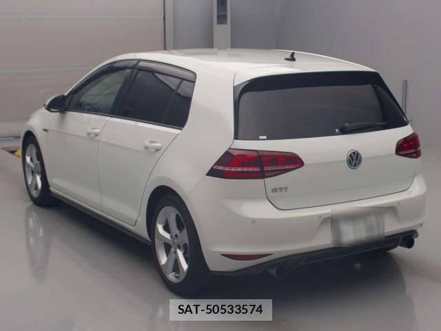 VolksWagen GOLF GTI 2014-06 8691863-11