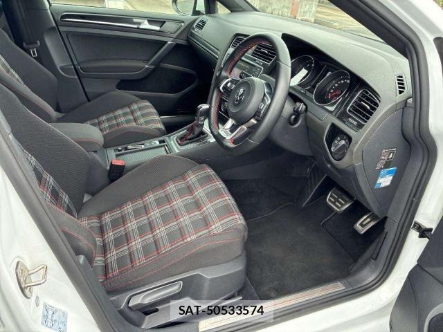 VolksWagen GOLF GTI 2014-06 8691863-3