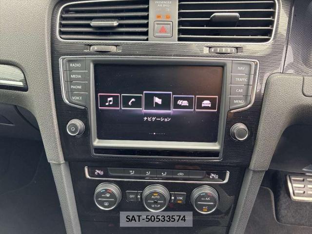 VolksWagen GOLF GTI 2014-06 8691863-7