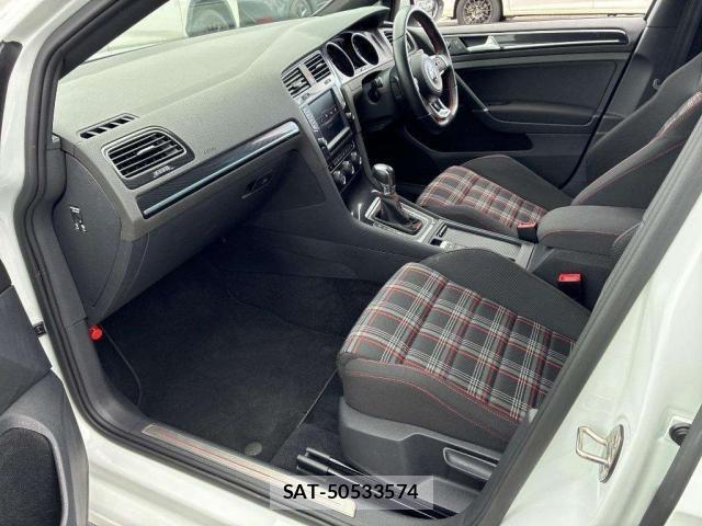 VolksWagen GOLF GTI 2014-06 8691863-8