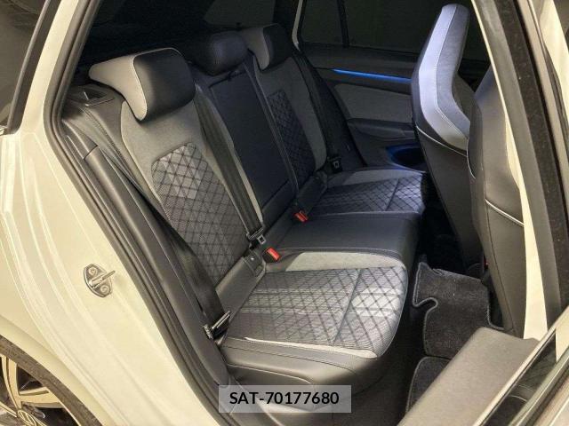 VolksWagen GOLF VARIANT 2023-08 8691521-4