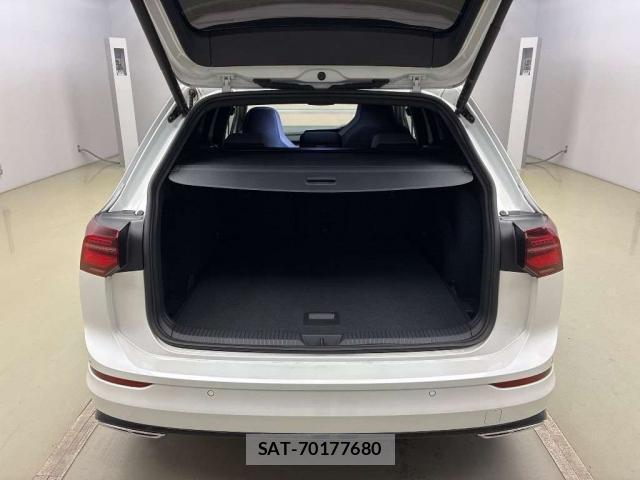 VolksWagen GOLF VARIANT 2023-08 8691521-8