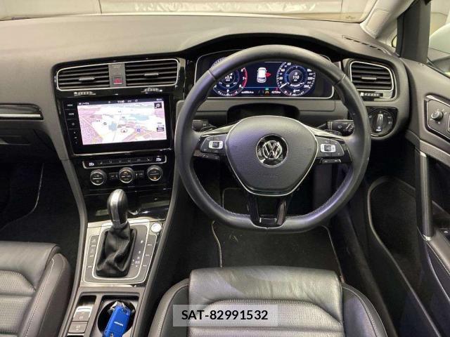 VolksWagen GOLF 2018-02 8691519-2