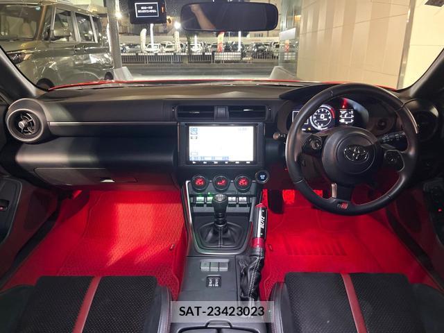 Toyota GR86 2021-12 8691793-1
