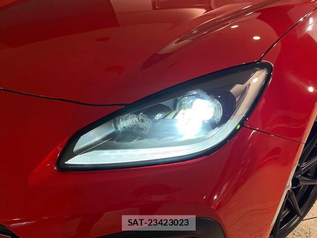 Toyota GR86 2021-12 8691793-4