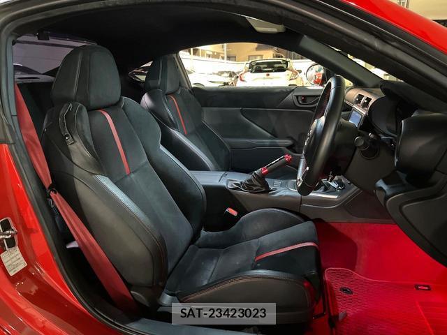 Toyota GR86 2021-12 8691793-7