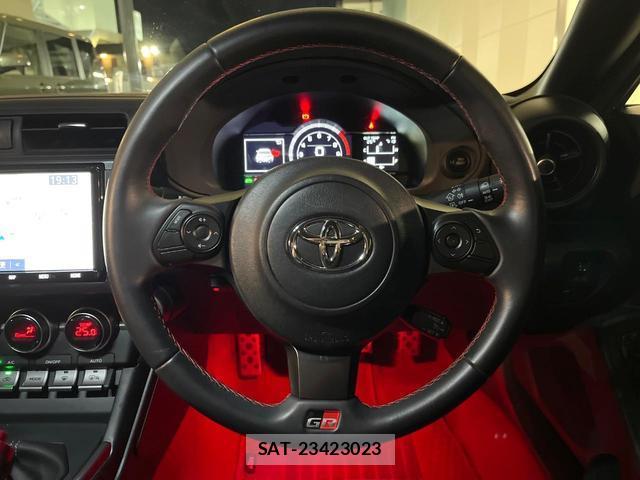 Toyota GR86 2021-12 8691793-8