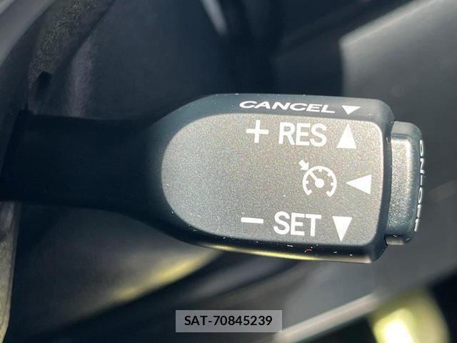 Toyota HARRIER 2016-12 8690789-6