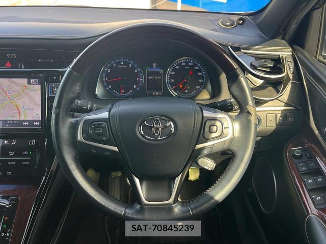Toyota HARRIER 2016-12 8690789-8