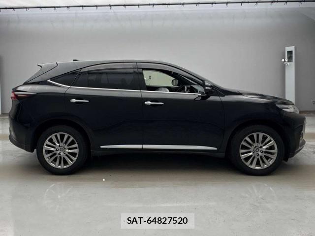 Toyota HARRIER 2018-05 8691517-14