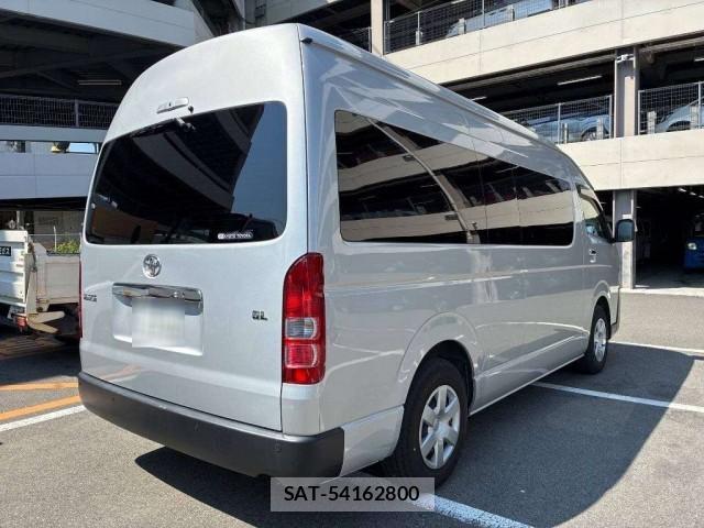 Toyota HIACE COMMUTER 2023-07 8690509-1