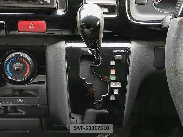 Toyota HIACE VAN 2006-11 8690365-13