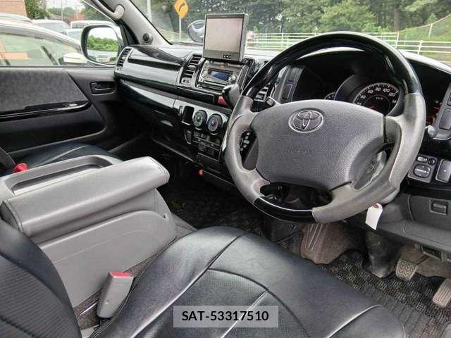 Toyota HIACE VAN 2006-11 8690365-8